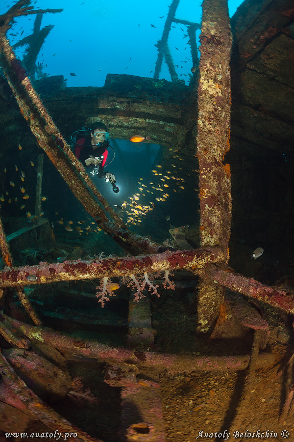 wreck, Philippines